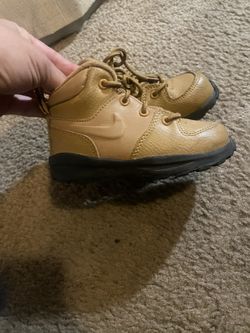 Nike Boots Size 8c