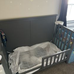 Crib & Changing Station 