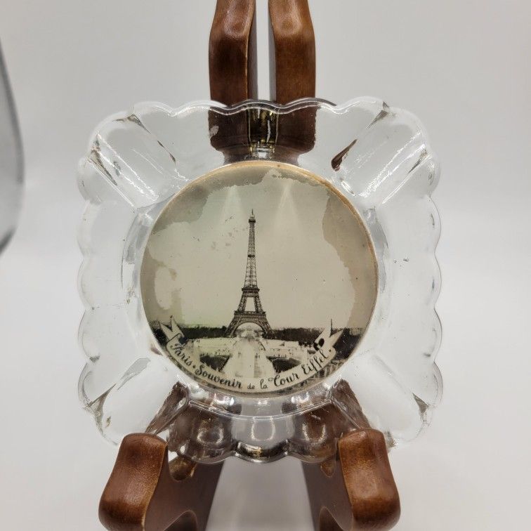 Vintage Clear Glass Ashtray Paris Eiffel Tower Souvenir 1940s Black & White 3"