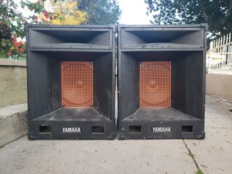 YAMAHA SPEAKERS
