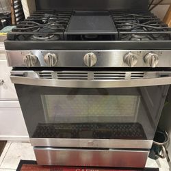 Stainless steel GE stove