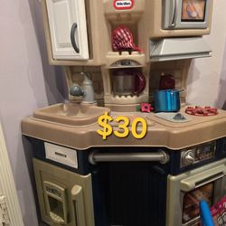 Little Tikes Kitchen