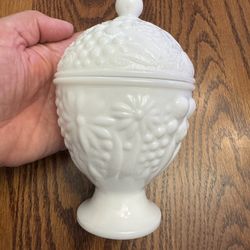 MILKGLASS: Fruit Design, AVON, Vintage