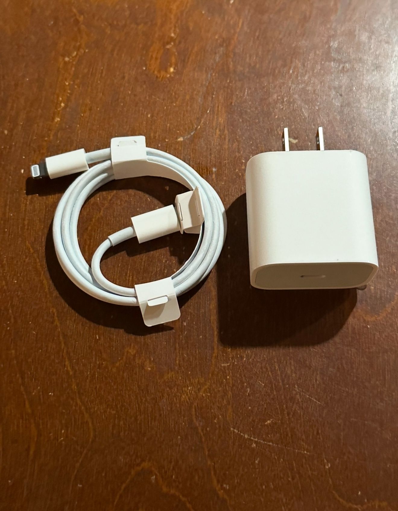 Apple iPhone Fast Charger 20W With Cable