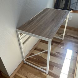 Pending ~ Folding desk - solid wood - steel frame - free