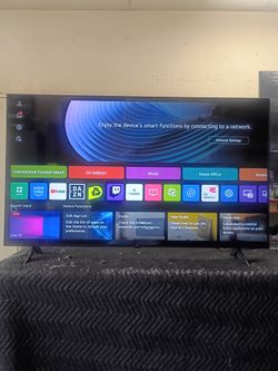 65 inch LG 4k smart tv QThin beautiful tv comes with remote control shows great quality clear picture works perfect guaranteed