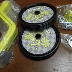 BRAND NEW RASKULLZ TRAINING WHEELS 