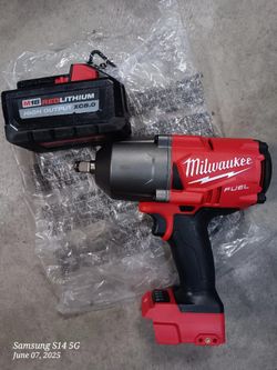 Milwaukee Impact Wrench