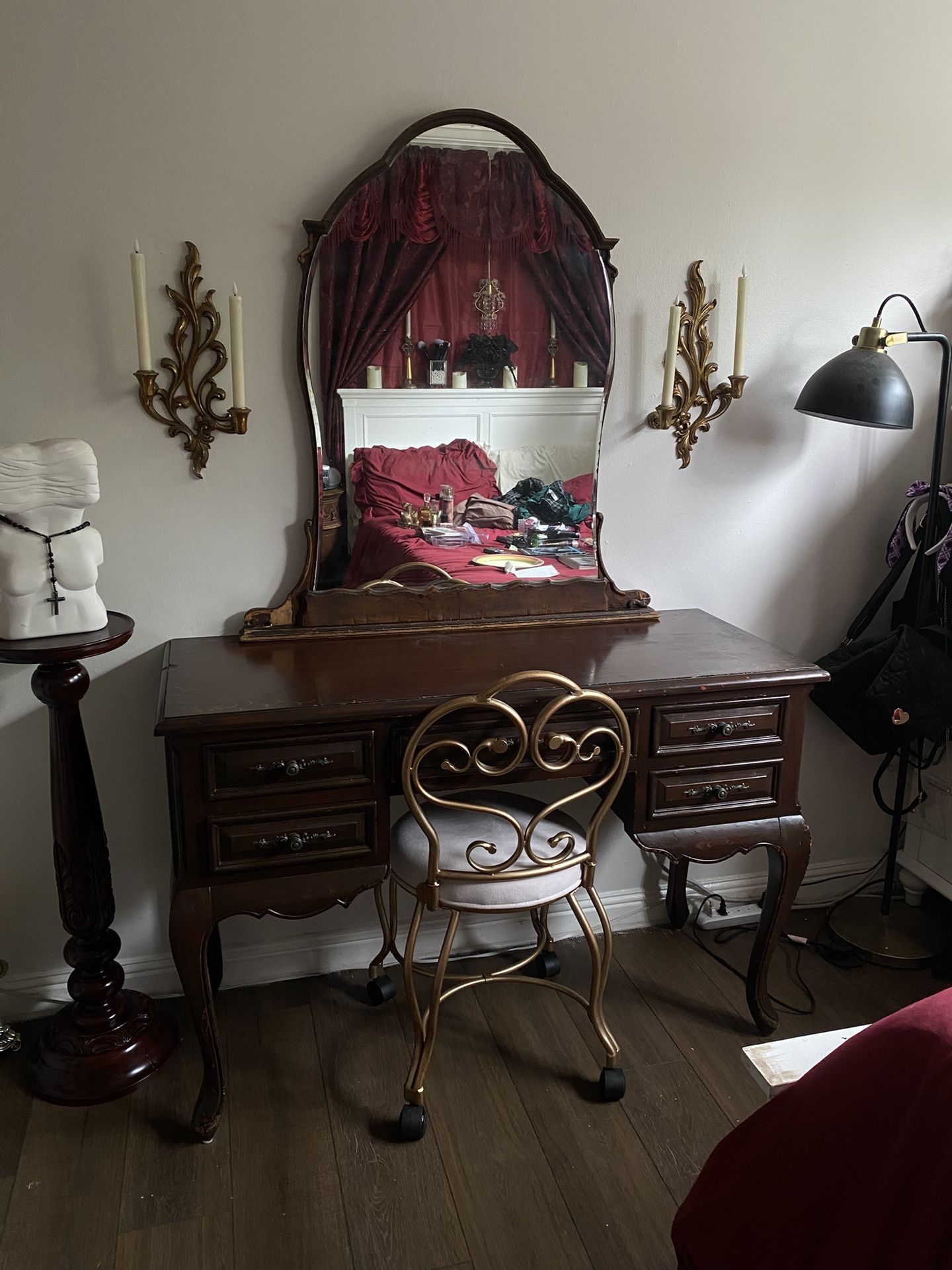 Antique Mahogany Vanity Desk