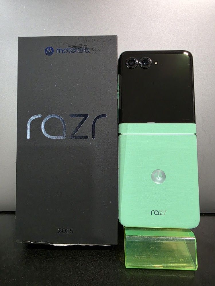 Motorola Moto Rarz 5G (2025) 256GB 🔐(Unlocked)🔐 For Any Company 
