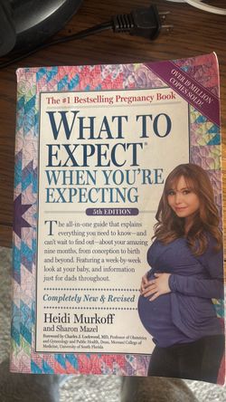 What to Expect- Pregnancy Book