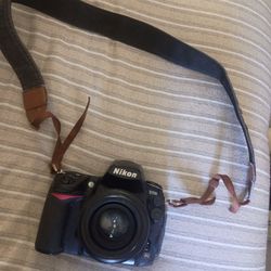 Nikon camera with 500$ lens