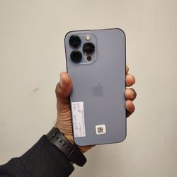 iPhone 13 Pro Max 256GB Unlocked - On special cash deal $449 🤩. Hurry up