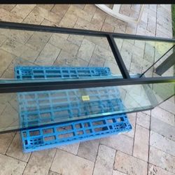 55 Gallon Aquarium 4 Feet Long In Excellent Condition 