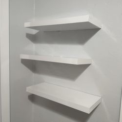 Brand New 3 Floating Shelves Set In Box