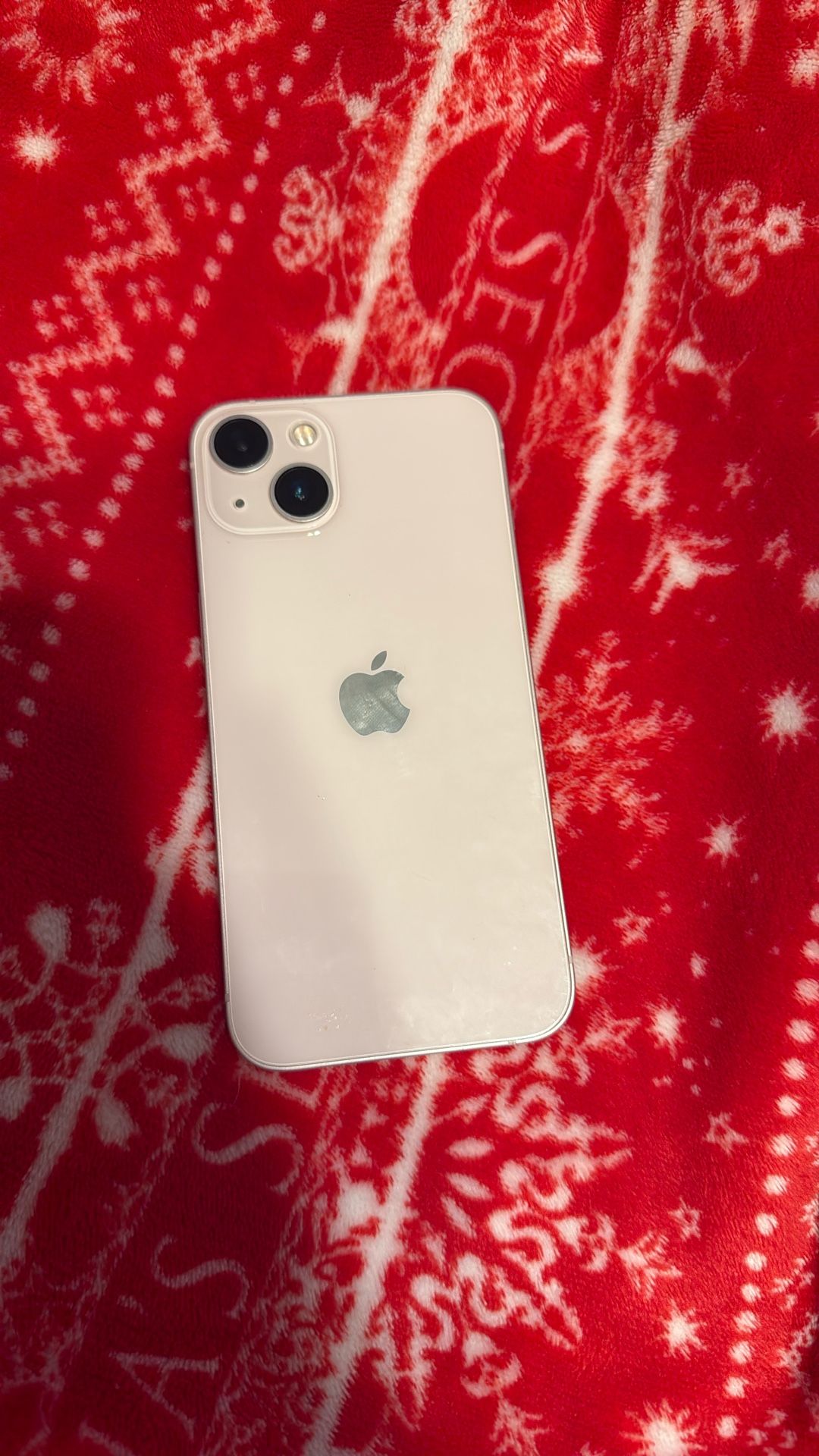 Pink Iphone 13 Almost New Condition Unlock