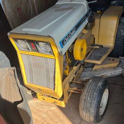 International Cub Cadet Hydrostatic 147 