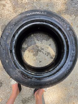 205/60 R16 Suredrive touring used tire for sale.