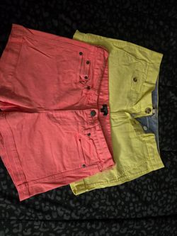 Womens size 6 shorts