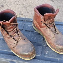 Size 12 WIDE; Gently Used REDWING reinforced toe Safety  boot