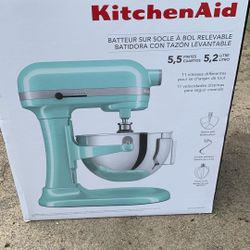 Kitchen Aid Mixer 