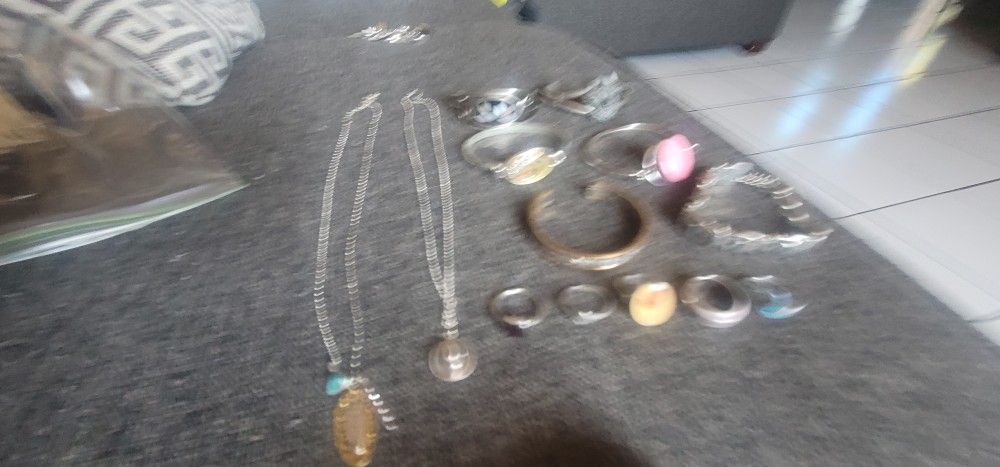 Todo Es Joyeria Anillo Pulceras Cadenitas  Preguntar Por Favor