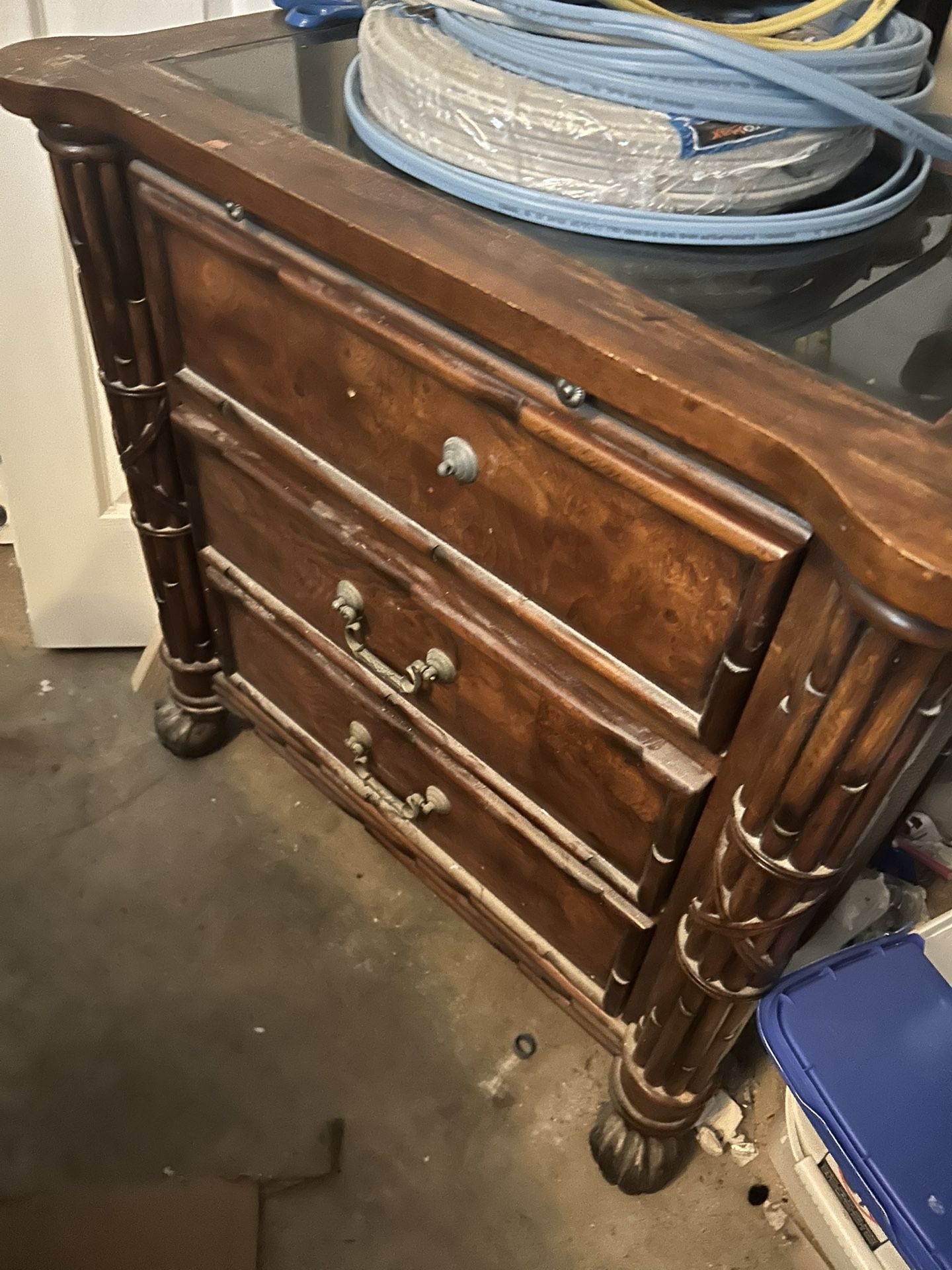 Antique Solid Maplewood Dresser – Excellent Condition