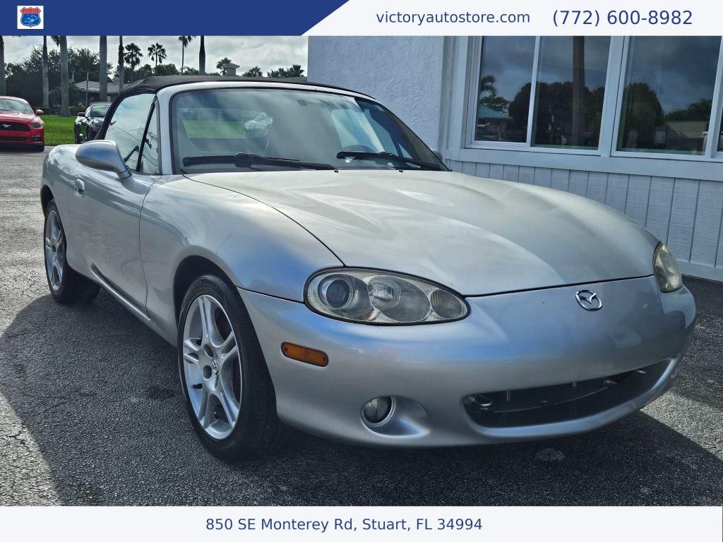2005 Mazda MX-5 Miata
