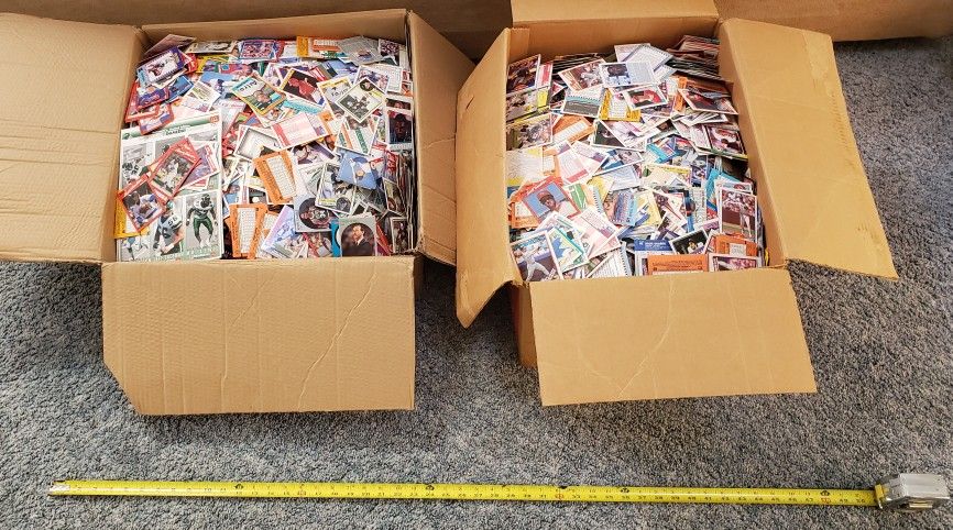 SPORTS /BASEBALL CARDS MASSIVE LOT! (TENS OF?) THOUSANDS OF CARDS! $75 OBO