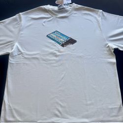 Snow Day Chocolate Center Tee Size XL 