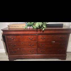 6 Drawer Dresser 