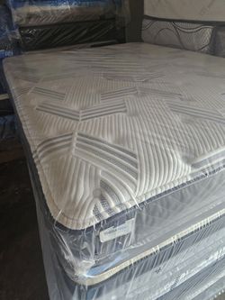 Colchon King Size $200