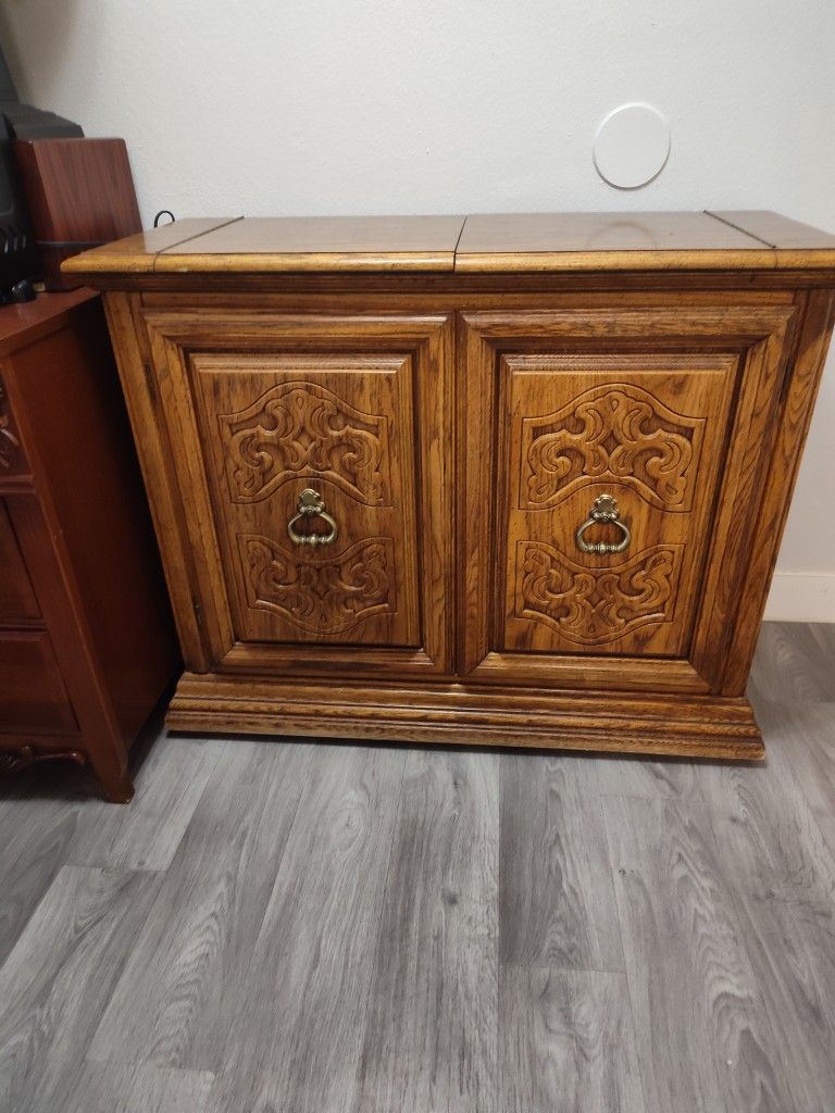 Serving Bar/Buffet