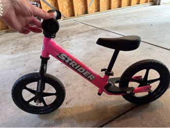 Strider bike - pink