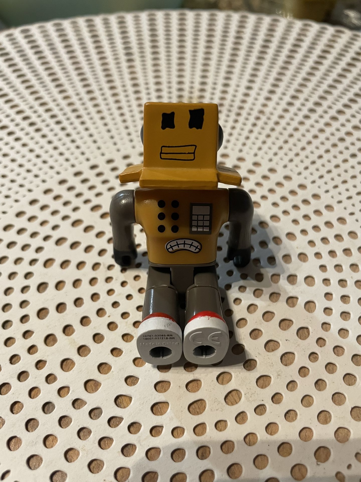 Mr.Robot Series 1 Roblox Figure