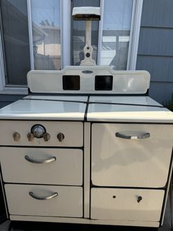 Antique Stove In Great Condition Gaffers And saddler