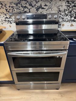 Range 30” Samsung air fryer like new
