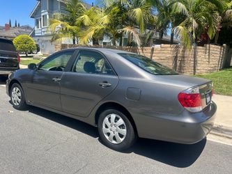 2004 Toyota Camry
