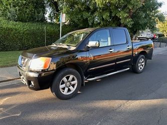 2011 Nissan Titan