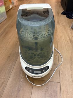 Baby Brezza Bottle washer Sterilizer and Dryer