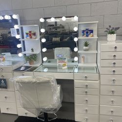 White 6- Drawer Vanity With Bluetooth Mirror And Shelf 