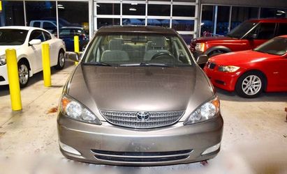 2003 Toyota Camry SE 4dr Sedan