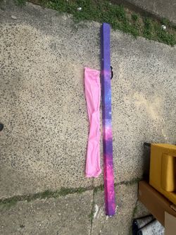 Gymnastics floor beam