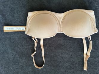 NWOT 32B smoothing intimates strapless bra