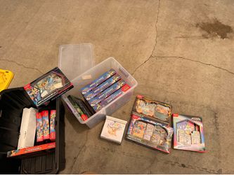 POKEMON sealed collection