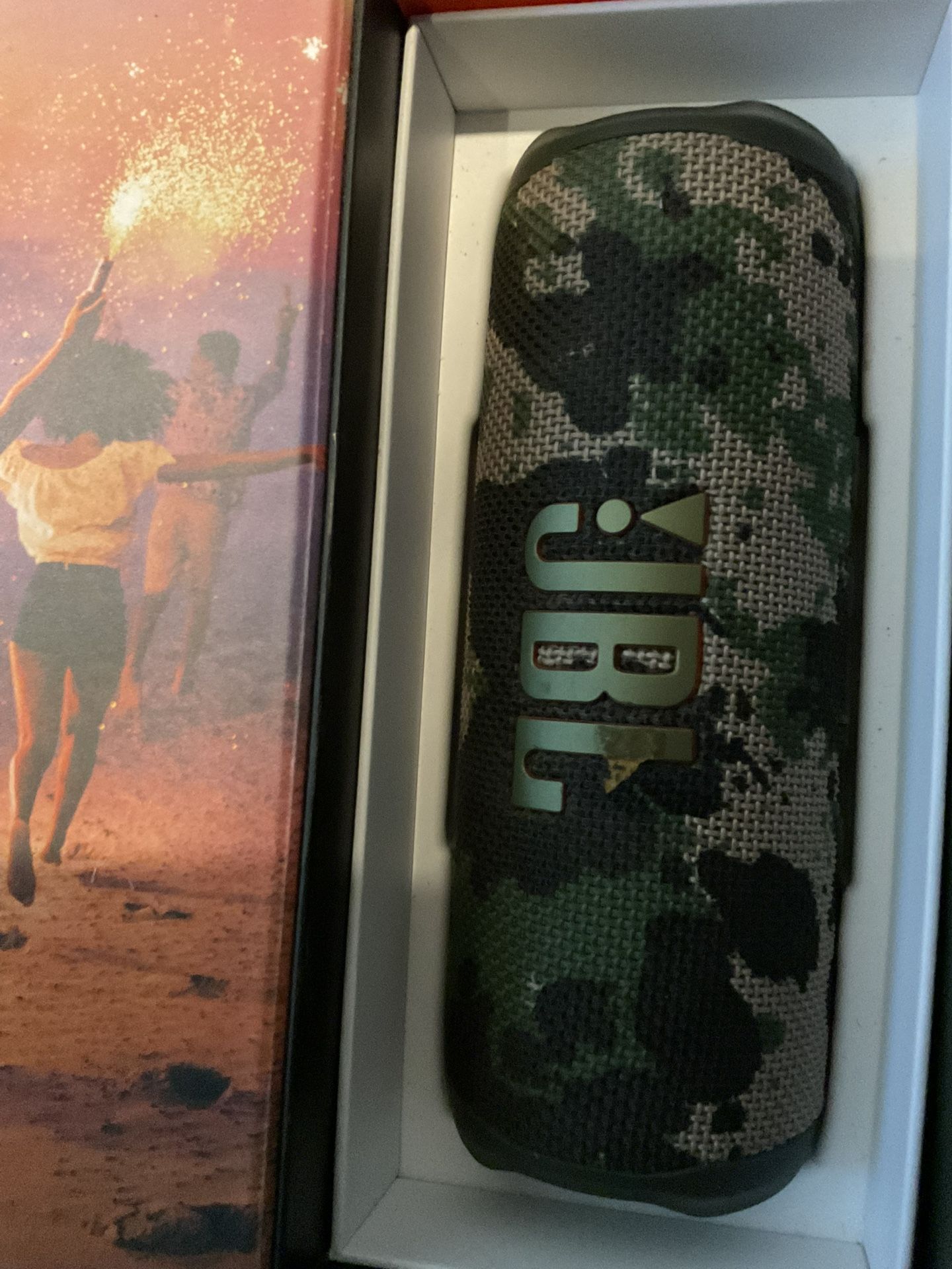 JBL FLIP 6 SPEAKER GREEN CAMO