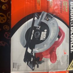 Black And Decker Saw