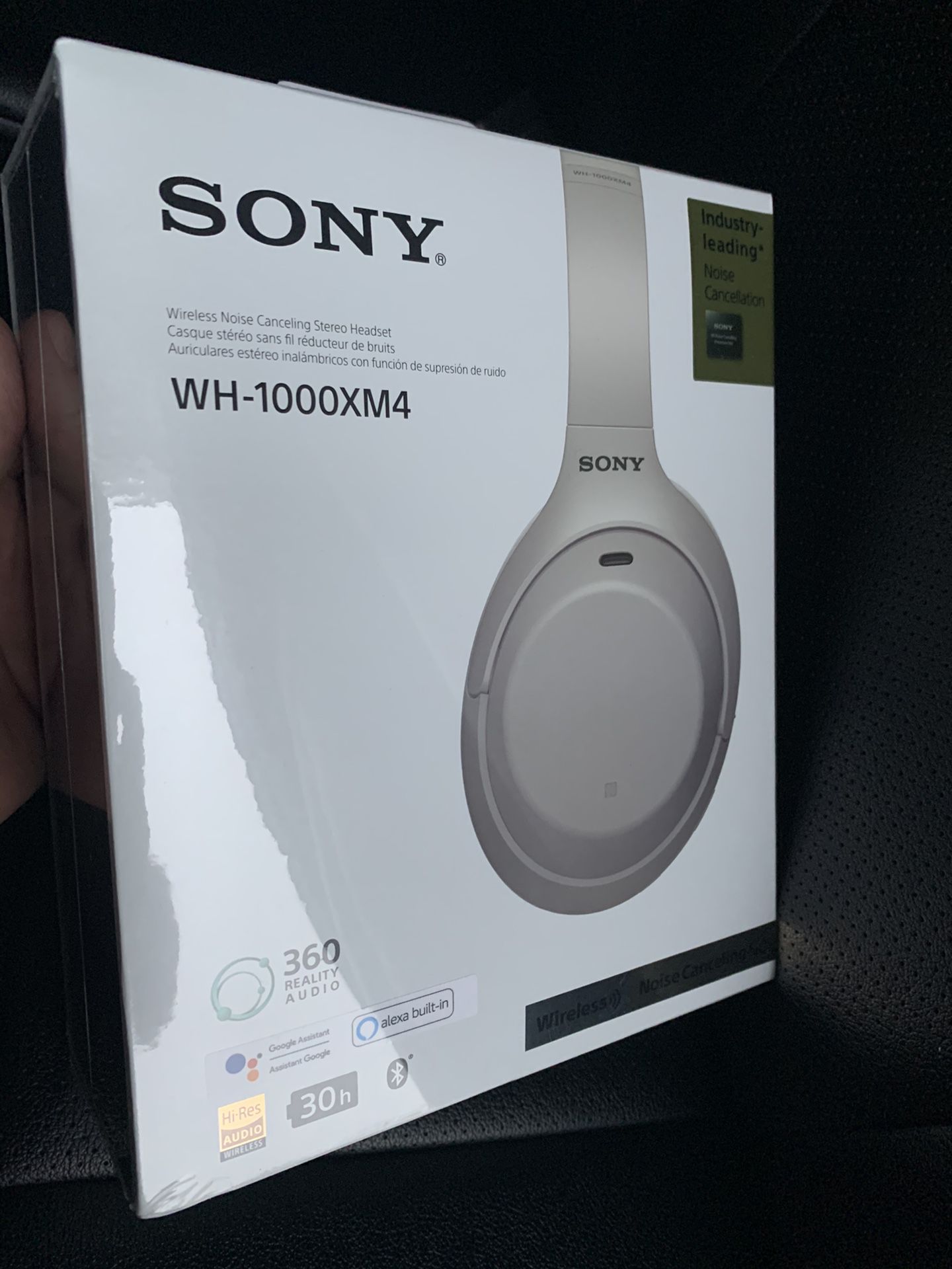Silver Sony wh-1000xm4