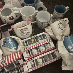 Hello Kitty Cups
