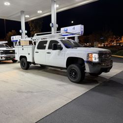 2009 Chevy Silverado 2500 Service Truck